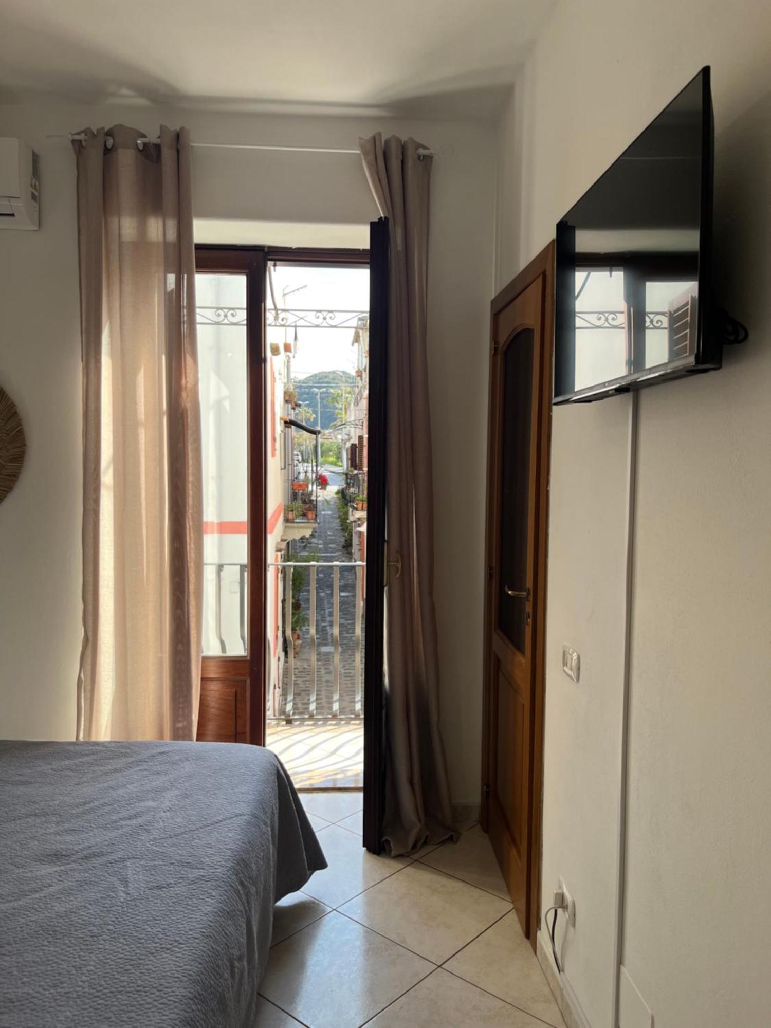 Casa Maruzzella Apartment Липари Екстериор снимка